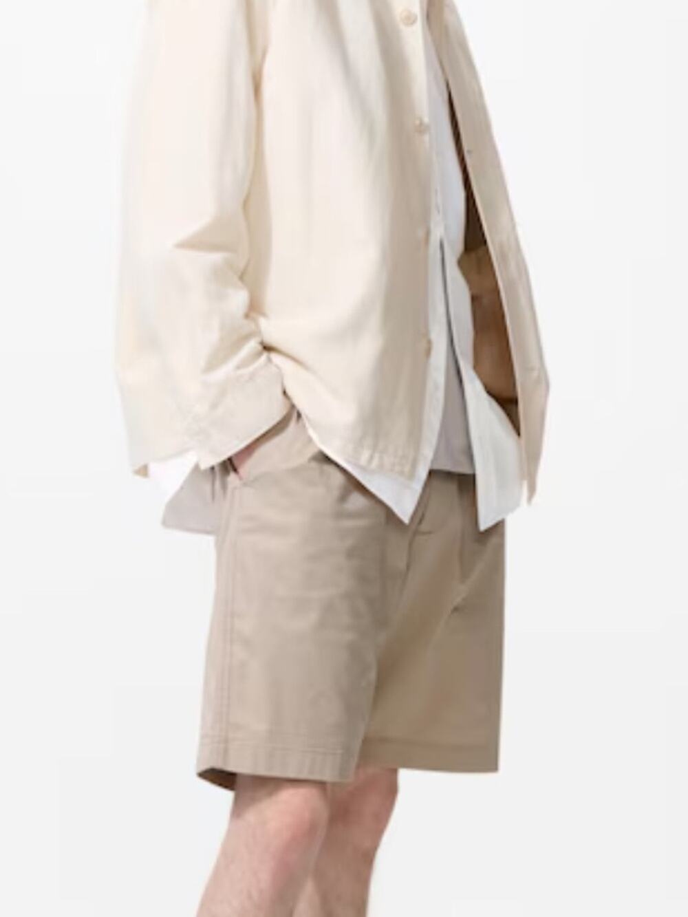 Uniqlo Khaki Stretch Easy 8” Shorts